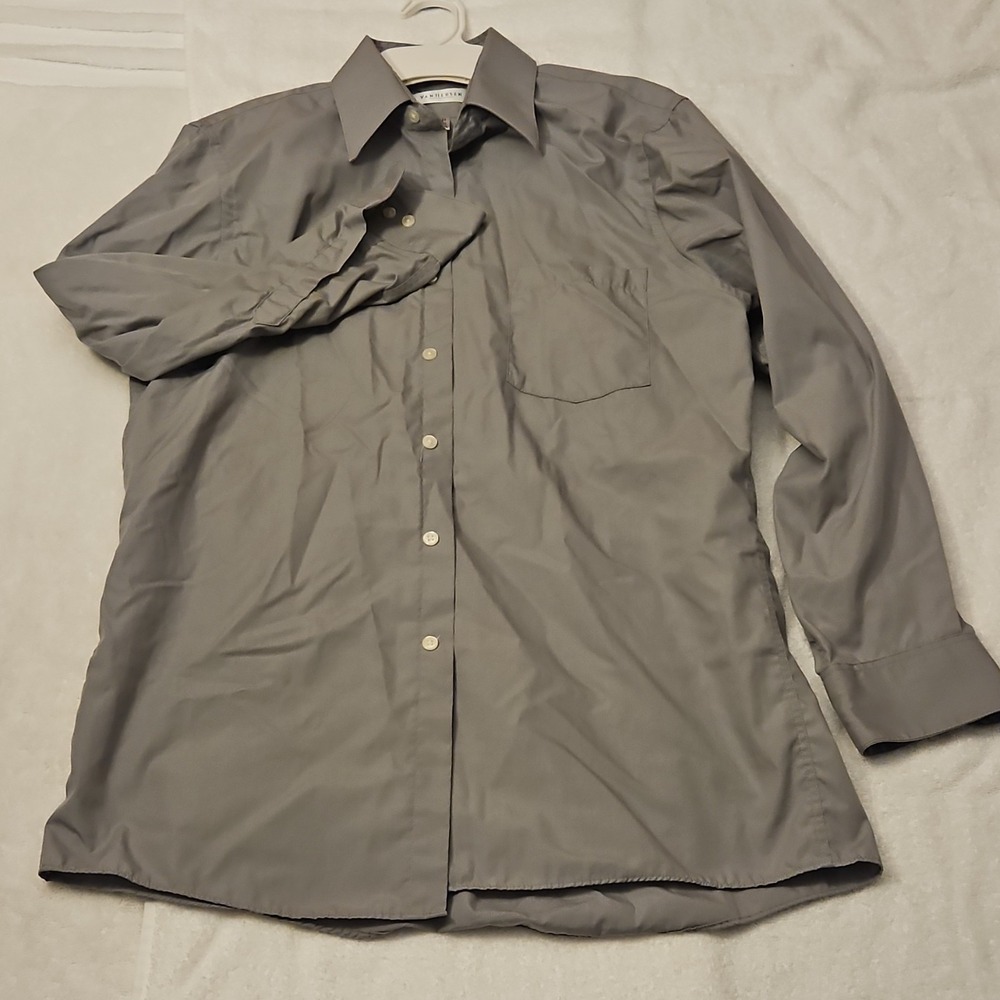 Van Heusen Men's‎ Easy Care Gray Dress Shirt 15 Medium 32/33 Long Sleeve